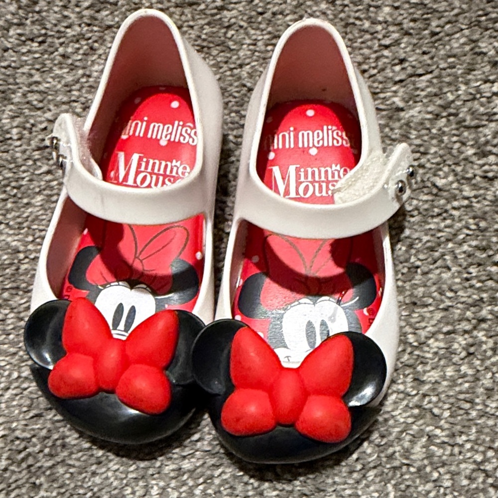 Mini Melissa Mickey and Friends Ultragirl